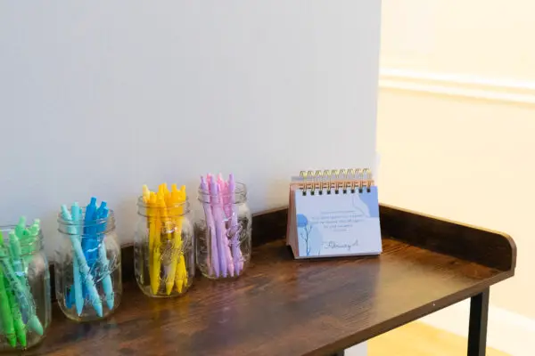 art-therapy-supplies-colorful-tools