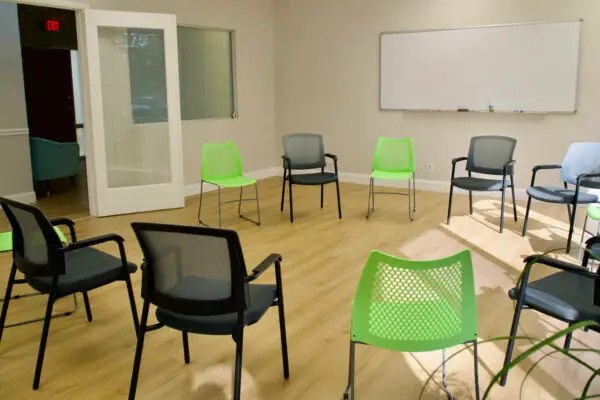 therapy-session-room-bright-interior